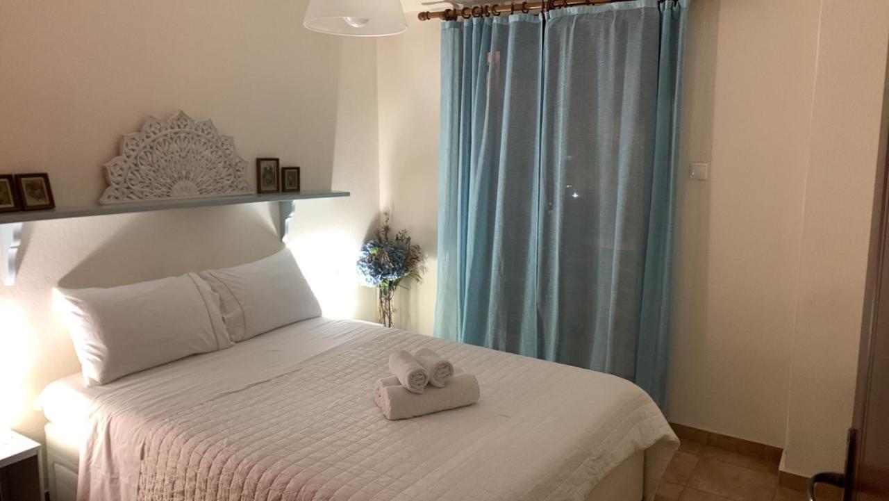 Yulia Guest House Ouranoupoli Exterior photo